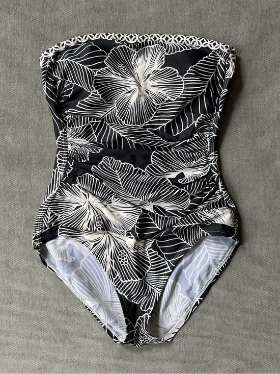 Tommy Bahama Other - Tommy Bahama Strapless One Piece Swimsuit Black White Print Ruched Sides 6